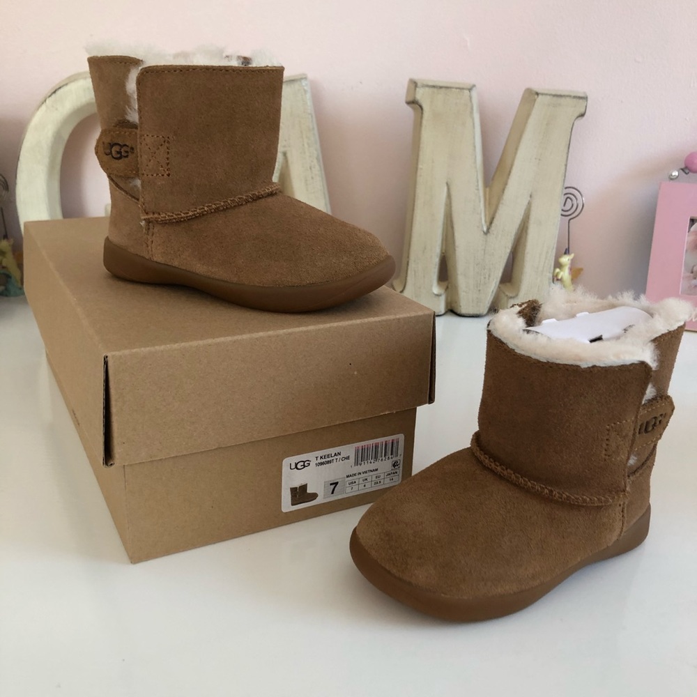 🚫SOLD🚫Uggs size 7 toddler